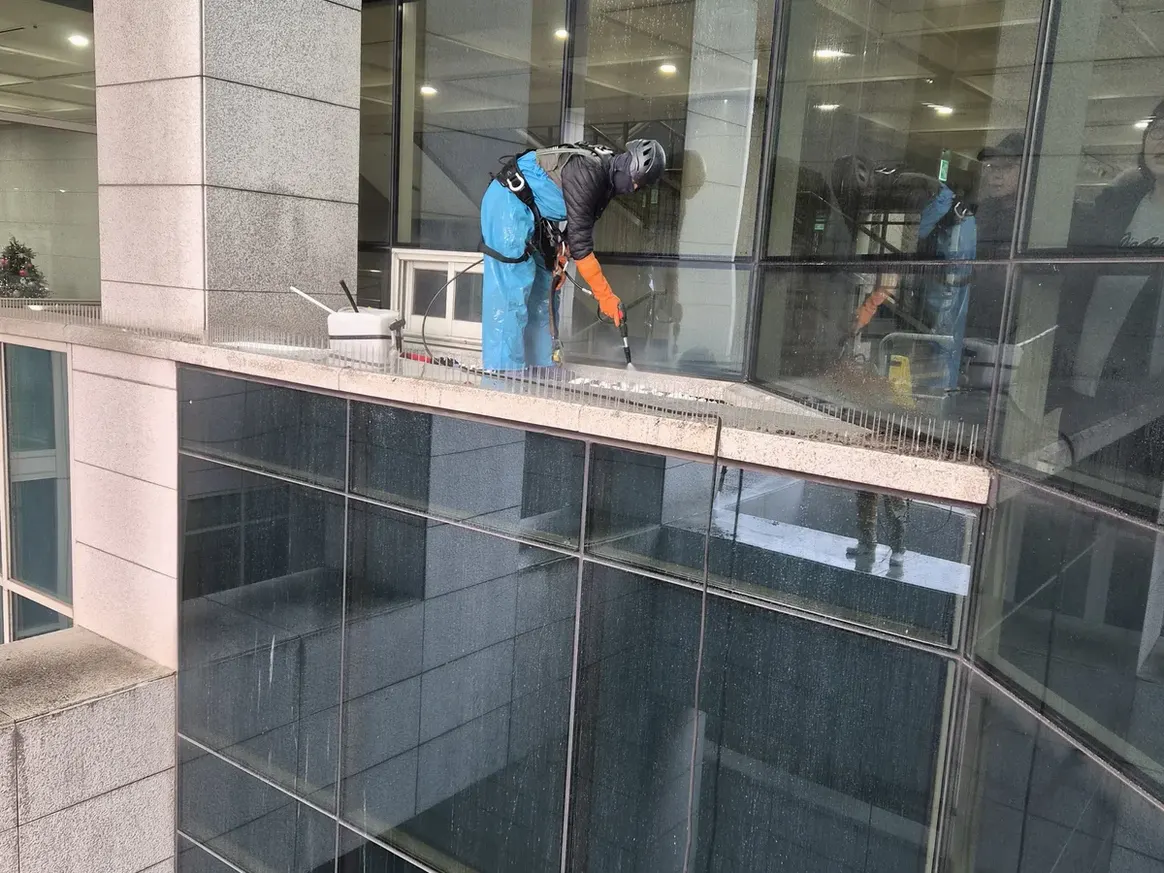 미추홀구 관교동 건물 복도·대기 동선 야간 위생청소 사례 - 행진크린